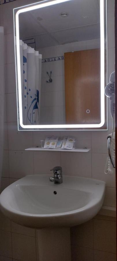 H Bella Mar Roses Hotel Ngoại thất bức ảnh